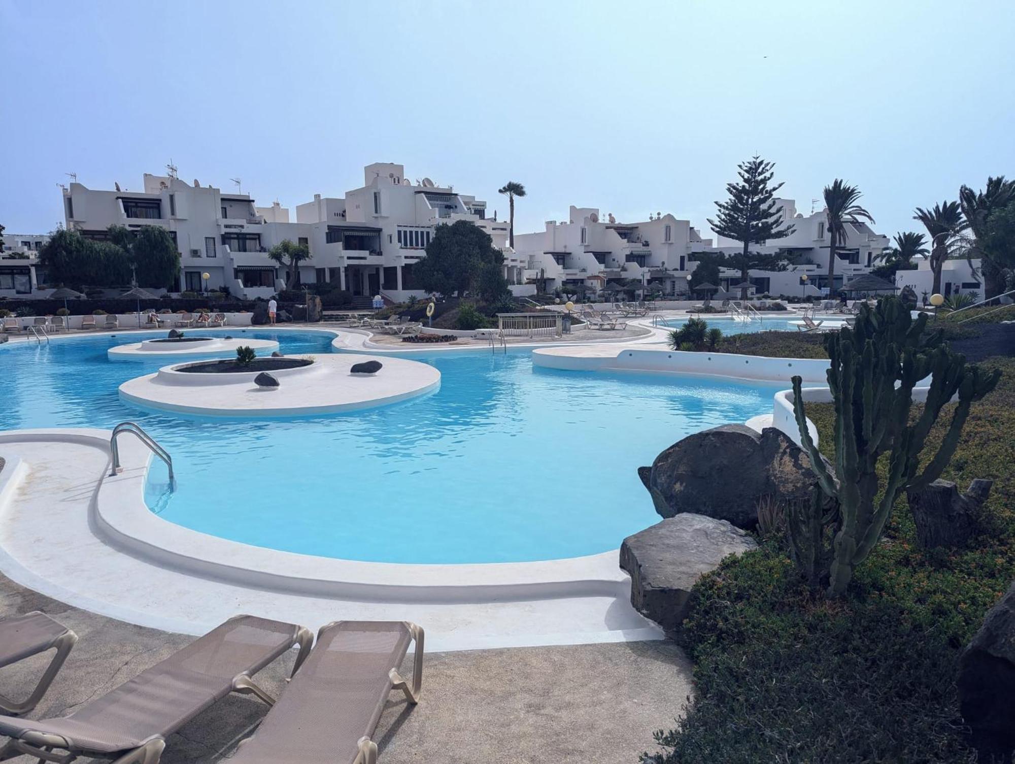 Charming Flat In Los Molinos With Terrace & Pools, Near Playa Bastian Costa Teguise Extérieur photo